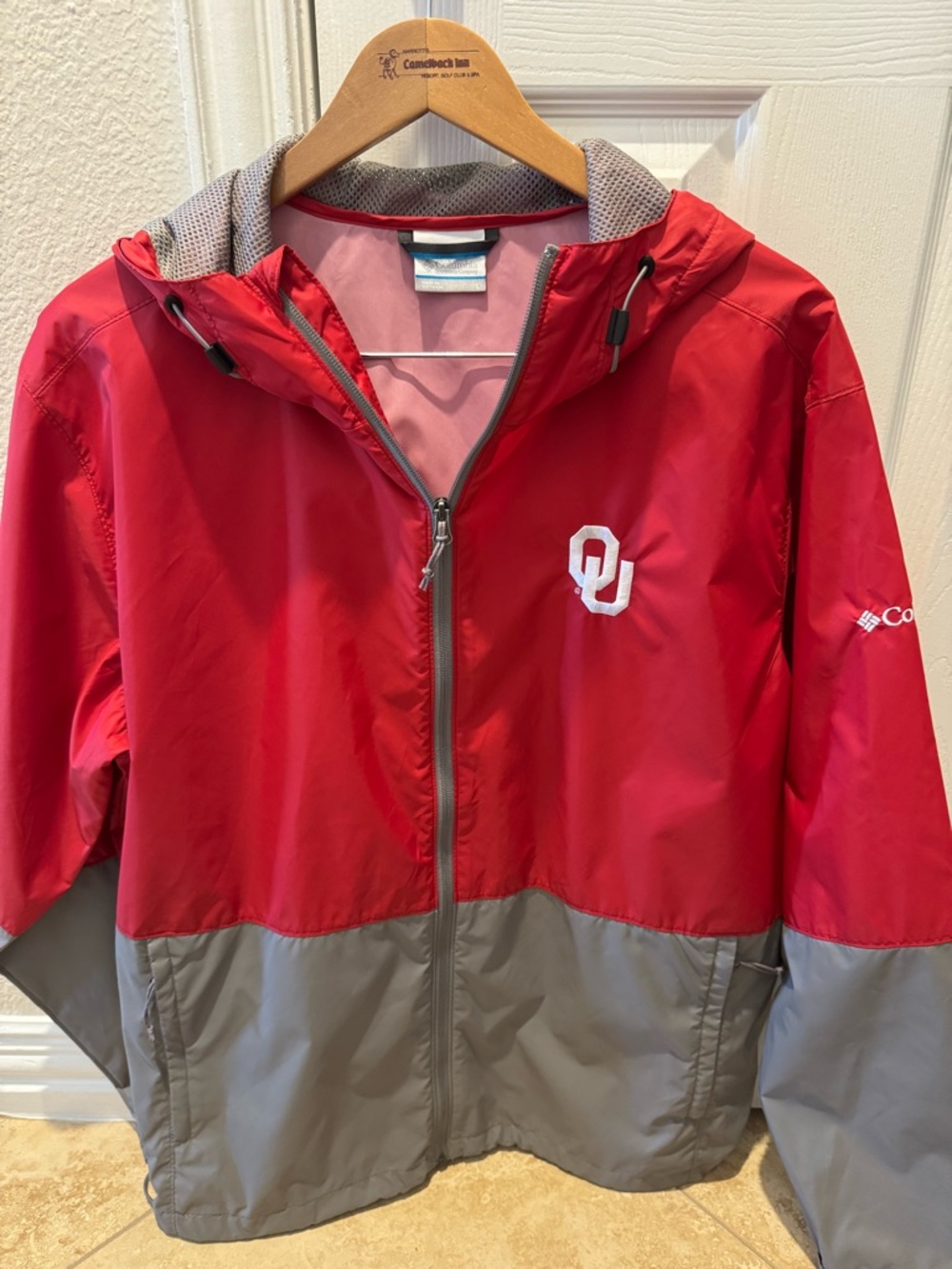 Columbia Red and Gray OU Logo Hooded Windbreaker